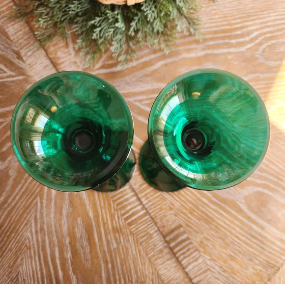 Oneida Hand Cut and Blown Christmas Green tapered candle holders - Picture 3 of 5